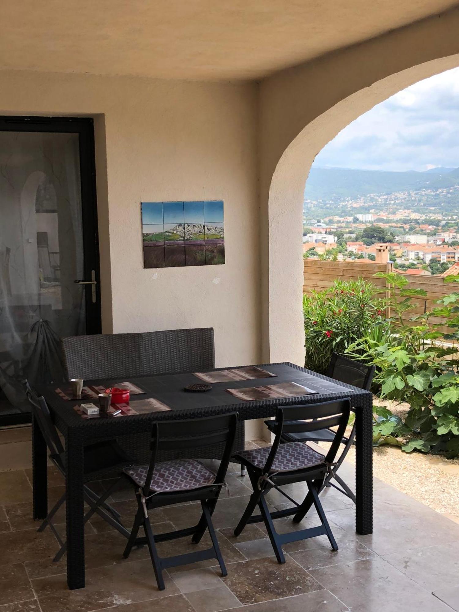 Rez-De-Villa Vue Mer Panoramique 4 P - Soleil Levant Ла Сиота Екстериор снимка